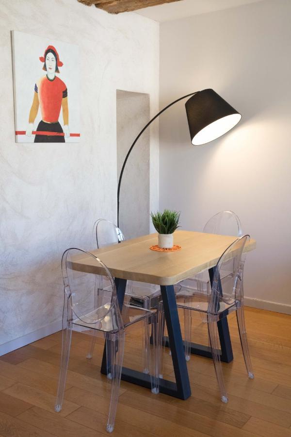 Appartement A-Mi-Chemin - Centre-Ville De טורנוס מראה חיצוני תמונה